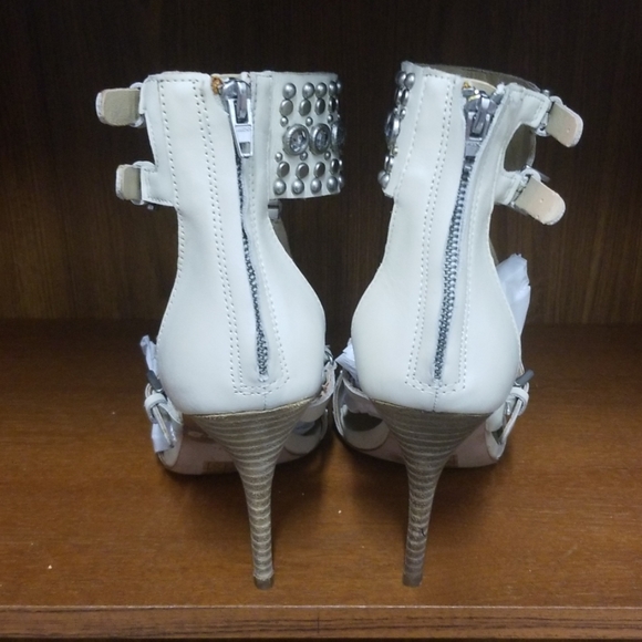 Aldo Cream Studded leather heels - Picture 3 of 5